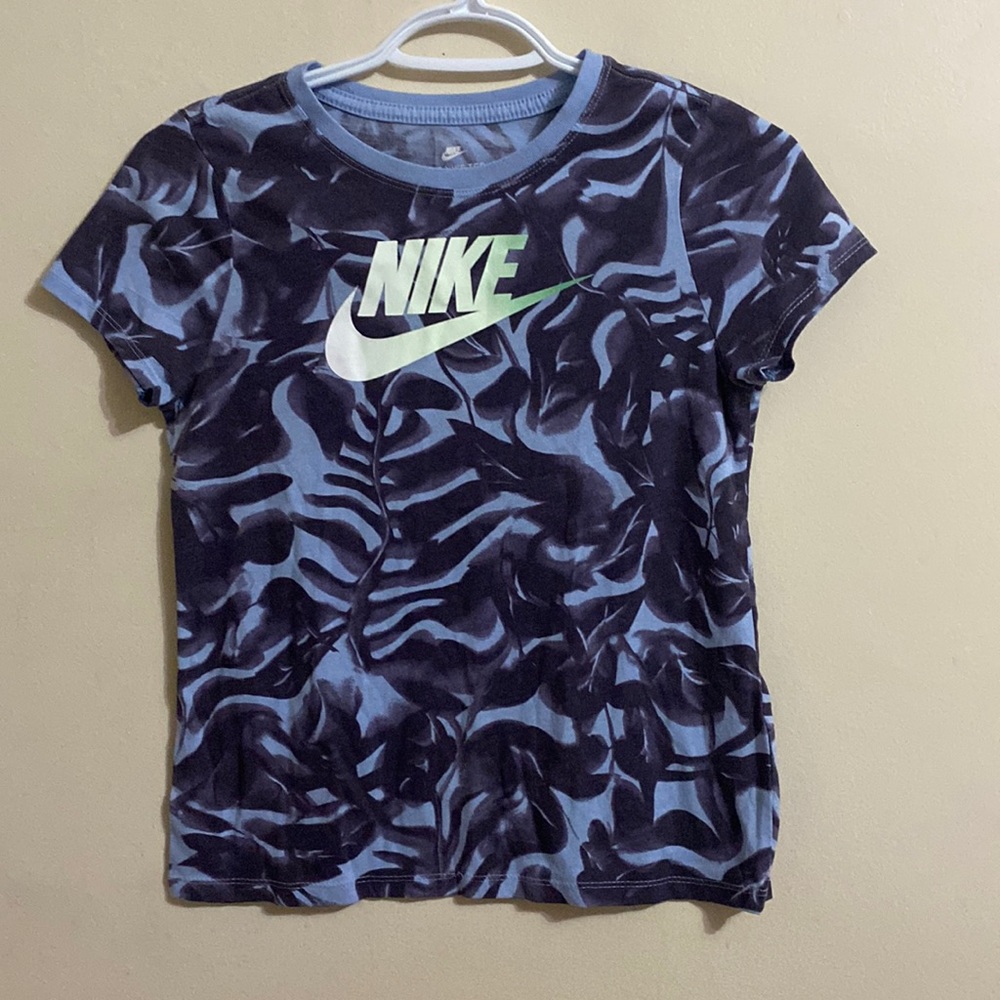 Nike Athletic Cut Shirt